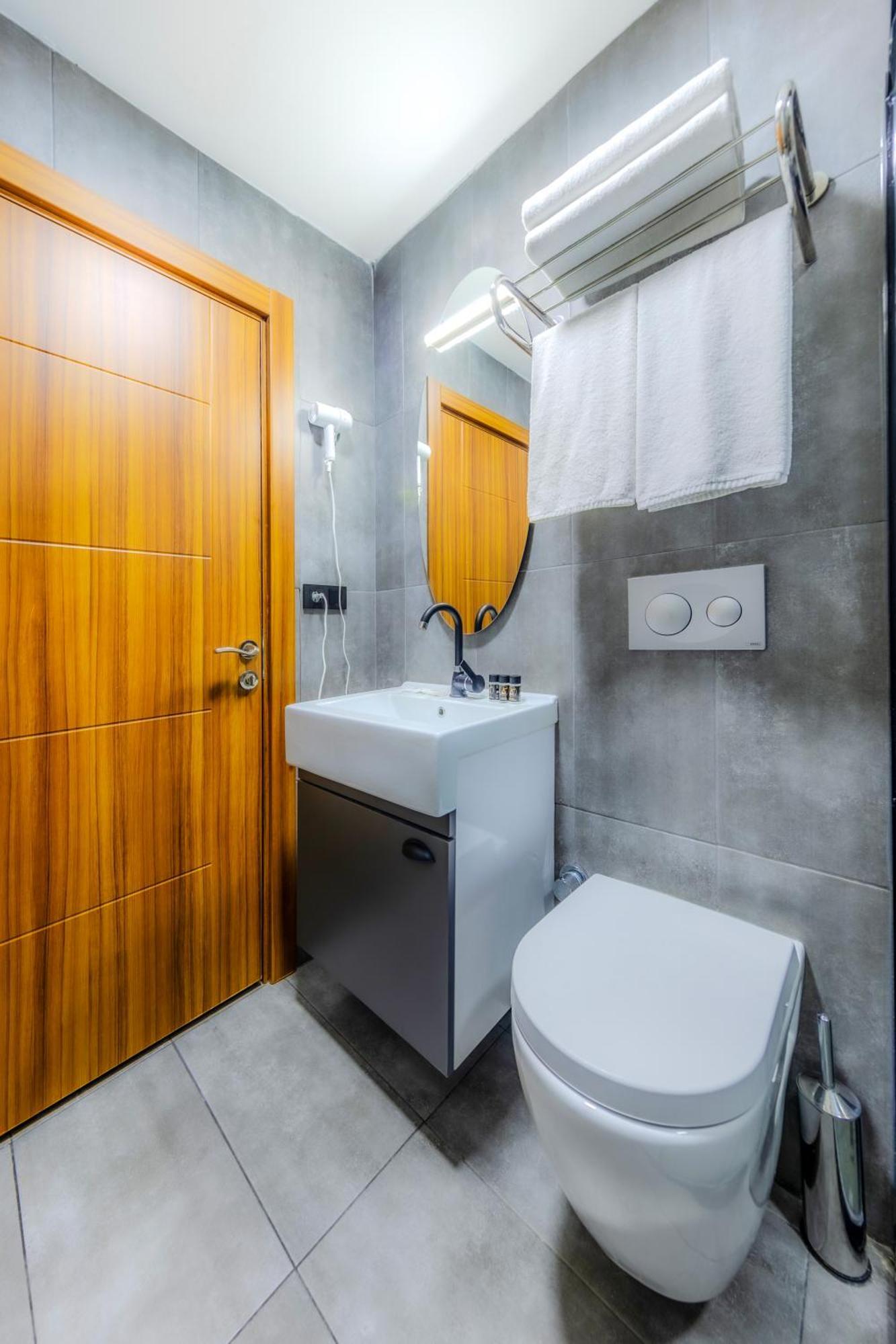 Med Airport Hotel Arnavutkoy 외부 사진